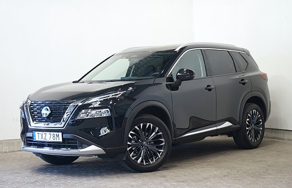 Nissan X-Trail 2 of 17