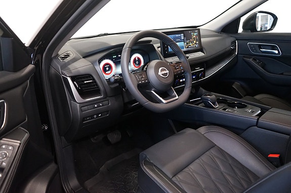 Nissan X-Trail 10 of 17