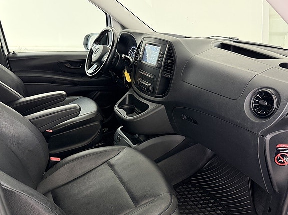 Mercedes-Benz Vito 119 13 of 25