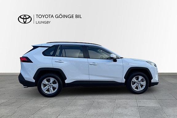 Toyota RAV4 18 of 20