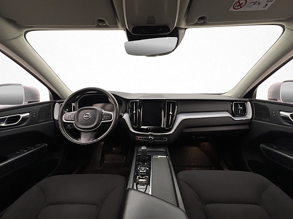 Volvo XC60 13 of 30