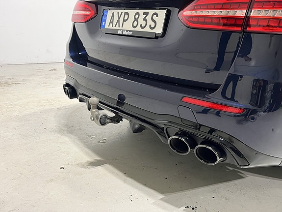 Mercedes-Benz E53 13 of 21