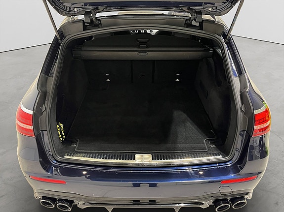 Mercedes-Benz E53 12 of 21