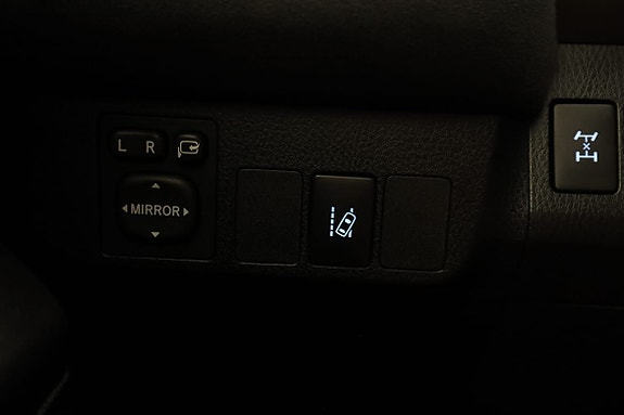 Toyota RAV4 26 of 30