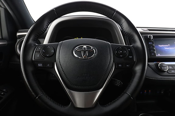Toyota RAV4 19 of 30