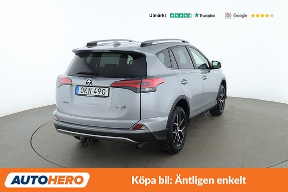Toyota RAV4 6 of 30