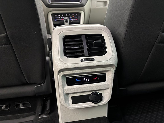Volkswagen Tiguan 20 of 25