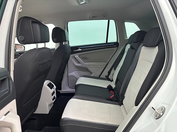 Volkswagen Tiguan 13 of 25