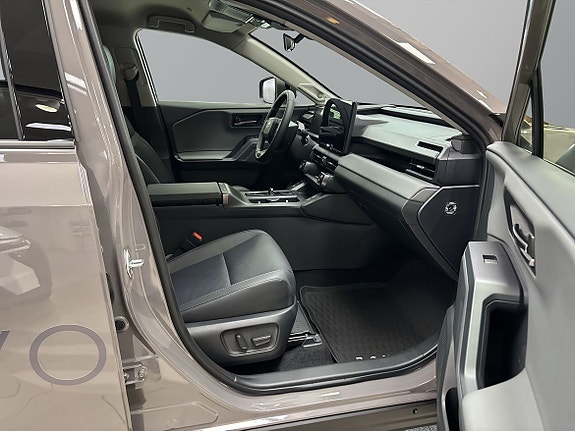 Toyota RAV4 7 of 11