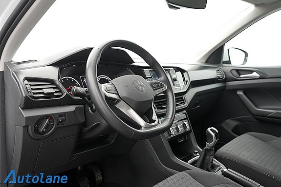 Volkswagen T-Cross 18 of 29