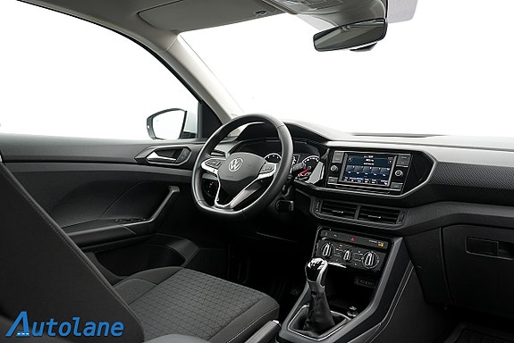 Volkswagen T-Cross 25 of 29