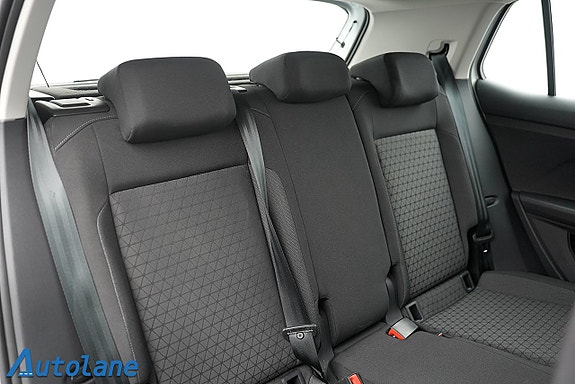 Volkswagen T-Cross 27 of 29
