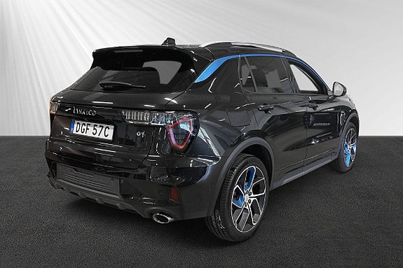 Lynk & Co 01 3 of 9