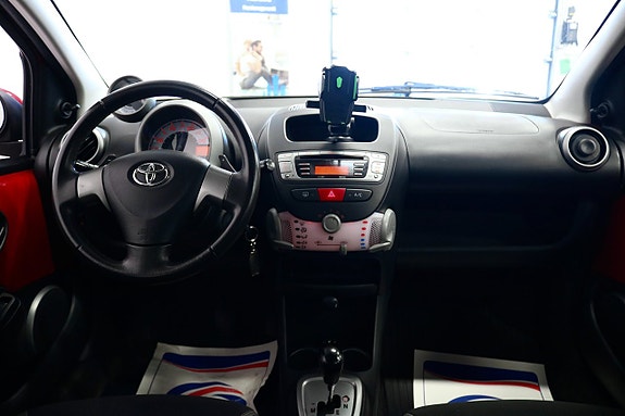 Toyota Aygo 9 of 17