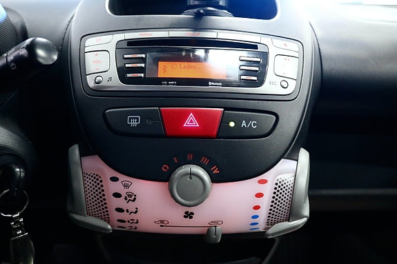 Toyota Aygo 14 of 17