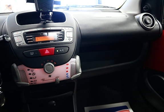Toyota Aygo 13 of 17