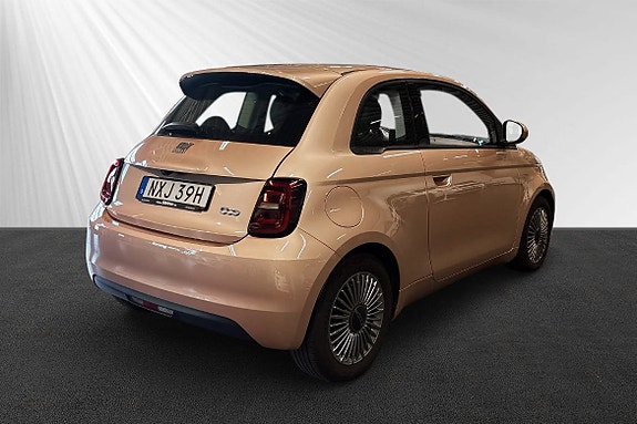 Fiat 500e 3 of 8