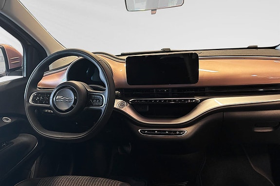 Fiat 500e 5 of 8