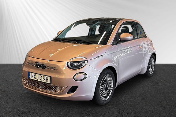 Fiat 500e 4 of 8
