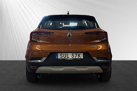 Renault Captur 2 of 10