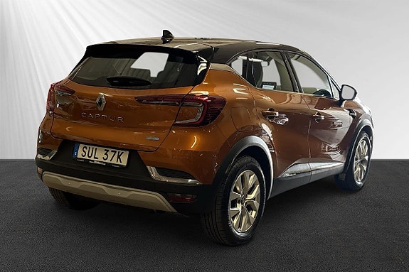 Renault Captur 3 of 10