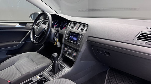Volkswagen Golf I 7 of 17