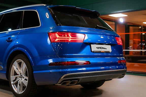 Audi SQ7 4 of 28
