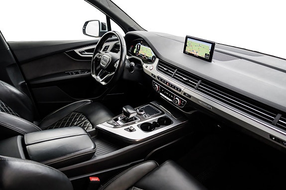 Audi SQ7 25 of 28