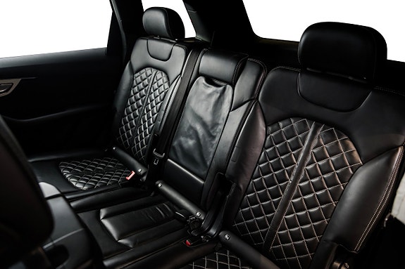 Audi SQ7 27 of 28