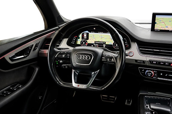 Audi SQ7 23 of 28