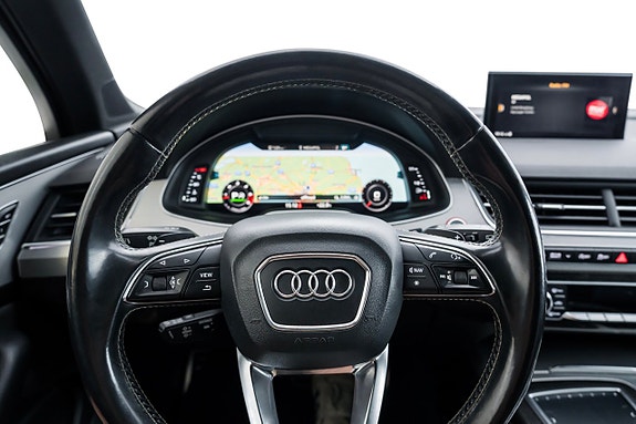 Audi SQ7 15 of 28