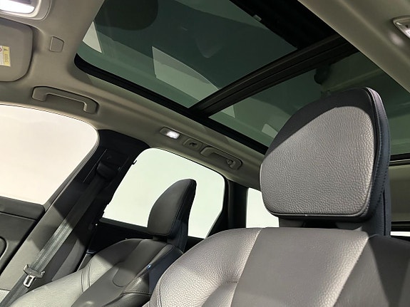 Volvo XC60 8 of 21
