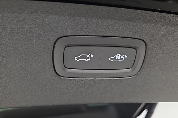 Volvo ES90 24 of 26