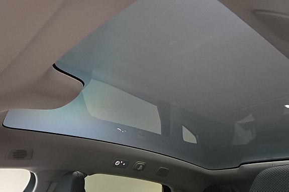 Volvo ES90 22 of 26