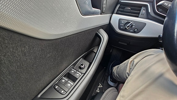 Audi A4 6 of 11
