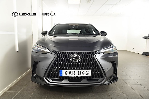 Lexus NX450h+ 5 of 18