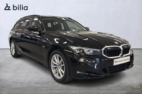 BMW 330e 18 of 18
