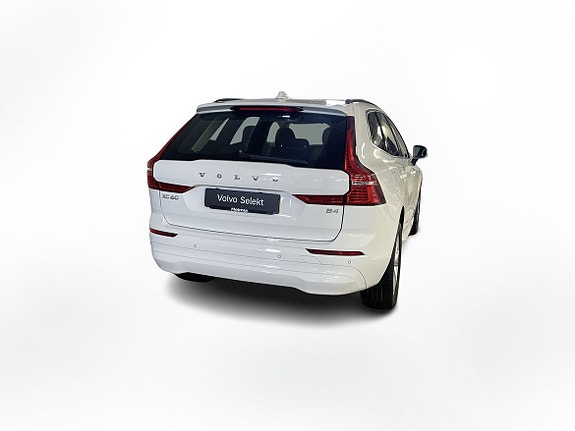 Volvo XC60 7 of 9