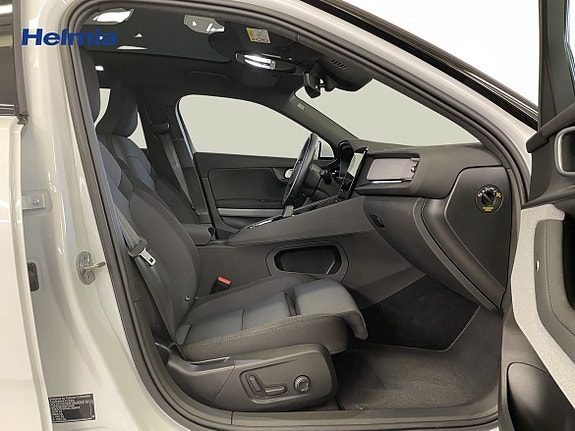 Polestar 2 15 of 17