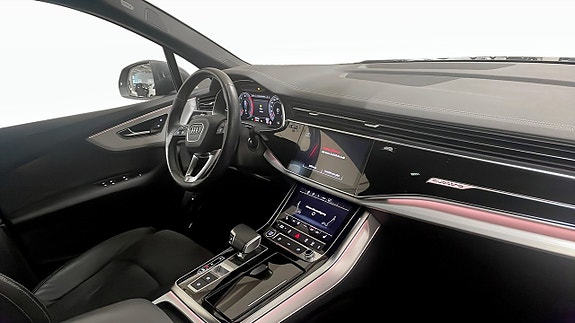Audi Q7 12 of 15