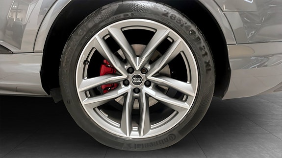 Audi Q7 6 of 15