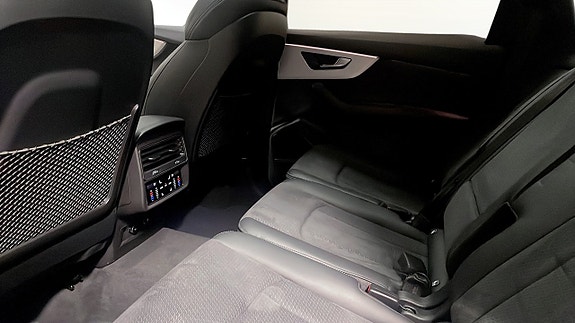 Audi Q7 13 of 15