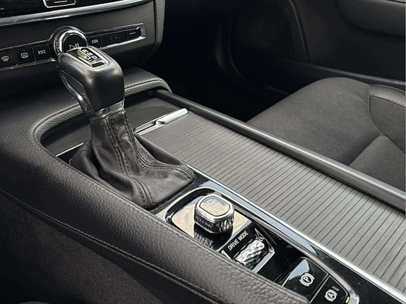 Volvo V90 11 of 17