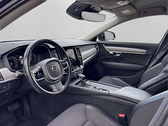 Volvo V90 9 of 17