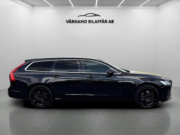 Volvo V90 5 of 17
