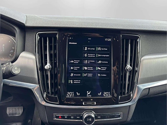 Volvo V90 12 of 17