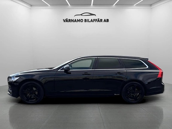 Volvo V90 2 of 17