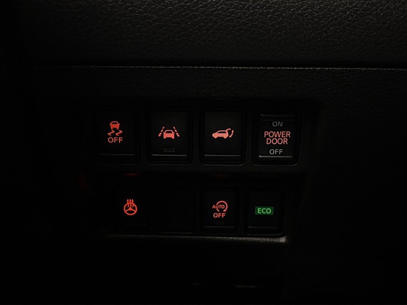 Nissan X-Trail 27 of 30