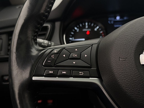 Nissan X-Trail 18 of 30