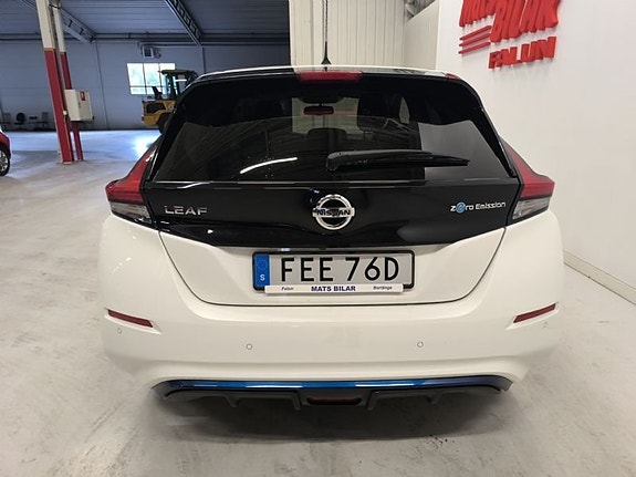 Nissan Leaf 5 of 10